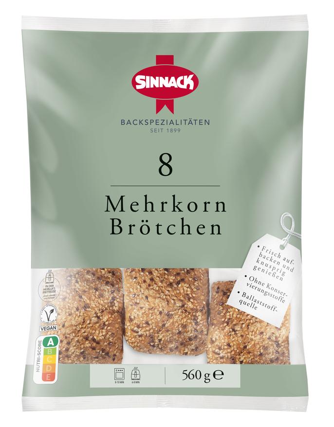 Acht gesunde Mehrkornbrötchen, reich an Samen und Körnern für einen vollen Geschmack